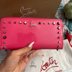 Christian Louboutin Women's  Enamel patent Leather Card Wallet Pink